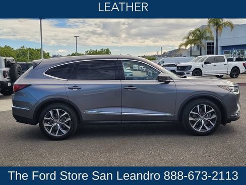 Used 2023 Acura MDX SH-AWD w/ Technology Package image 7