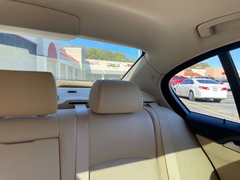 Used 2015 BMW 528i Sedan image 55