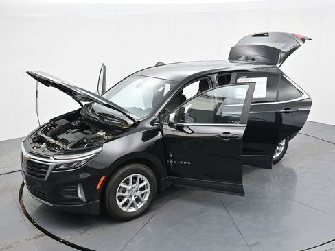 Used 2023 Chevrolet Equinox LT image 40