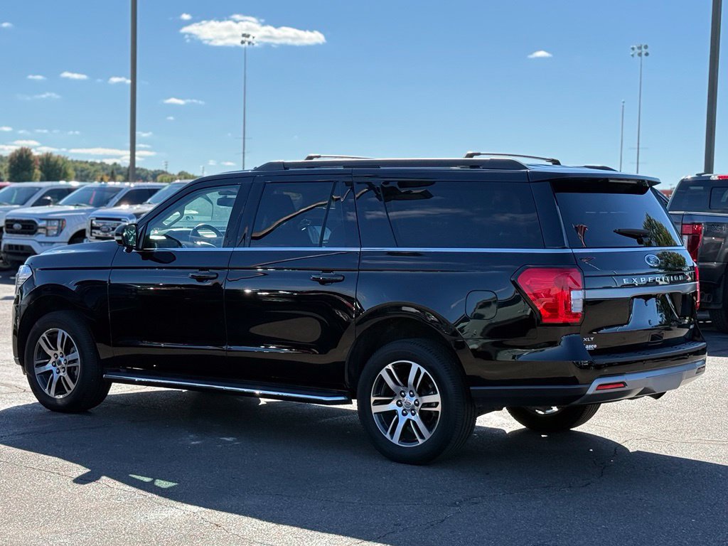 Used 2023 Ford Expedition Max XLT AWD/4WD image 40