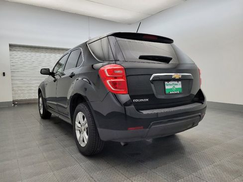 Used 2017 Chevrolet Equinox LS image 5
