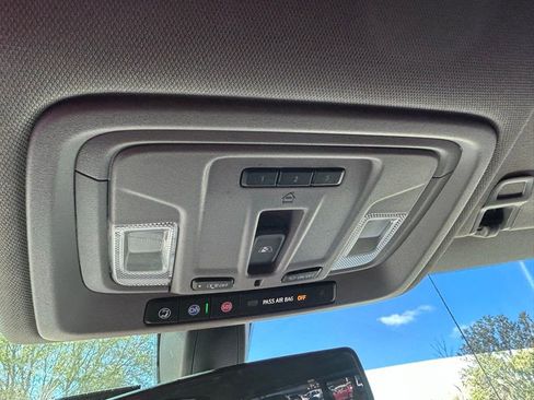 Used 2020 Chevrolet Silverado 1500 LT w/ All-Star Edition image 28