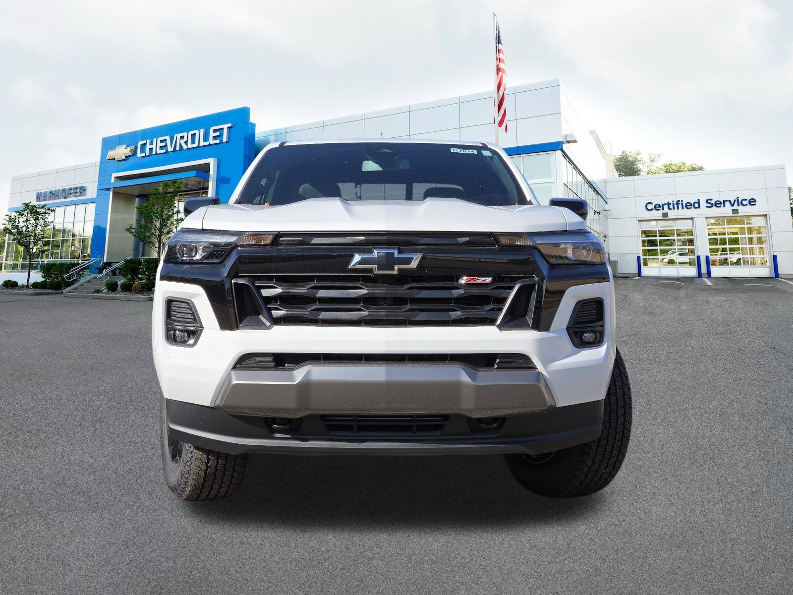 New 2026 Chevrolet Colorado Z71 w/ Midnight Edition AWD/4WD image 16