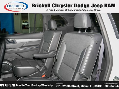 Used 2025 Buick Enclave Preferred FWD image 20