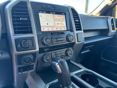 Used 2018 Ford F150 Lariat image 17