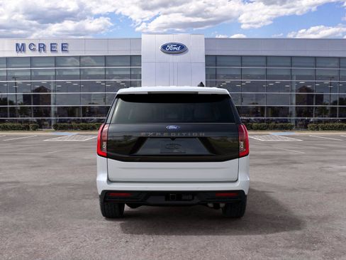 New 2027 Ford Expedition Tremor w/ Driver's Package AWD/4WD image 7