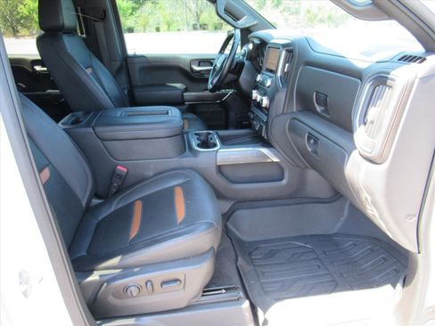 Used 2019 GMC Sierra 1500 AT4 w/ AT4 Premium Package image 10