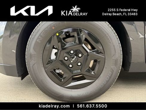 New 2026 Kia Carnival FWD image 29