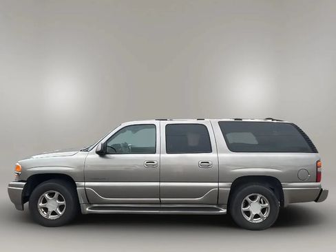 Used 2003 GMC Yukon XL Denali AWD/4WD image 2