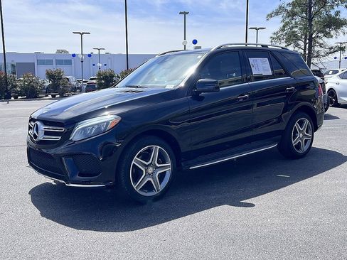 Used 2016 Mercedes-Benz GLE 400 4MATIC image 7
