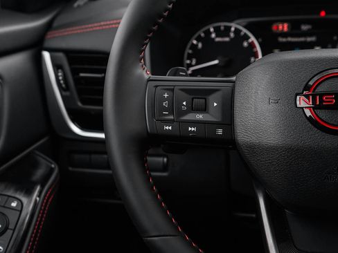 New 2026 Nissan Rogue SV AWD/4WD image 21