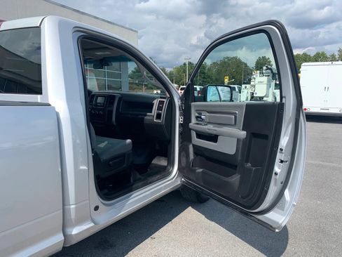 Used 2017 RAM 1500 Tradesman w/ Power & Remote Entry Group RWD image 18