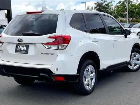 Used 2020 Subaru Forester AWD/4WD image 11