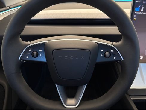 Used 2024 Tesla Model 3 Standard Range RWD image 18