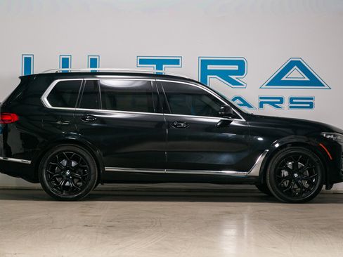 Used 2020 BMW X7 xDrive40i w/ Premium Package image 9