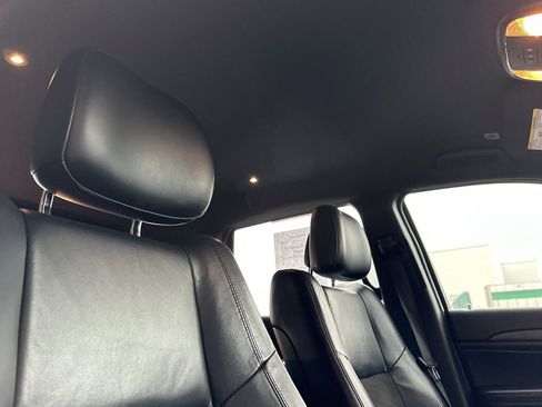 Used 2021 Jeep Grand Cherokee Laredo X image 19