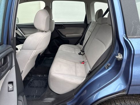 Used 2017 Subaru Forester 2.5i w/ Alloy Wheel Package image 25