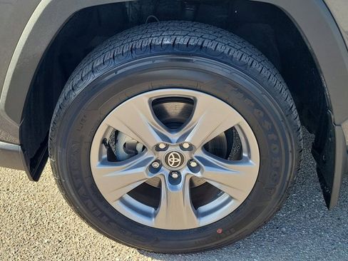 Used 2024 Toyota RAV4 XLE w/ Convenience Package image 11