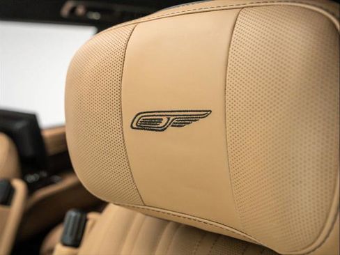 New 2025 Land Rover Range Rover Long Wheelbase Autobiography image 20