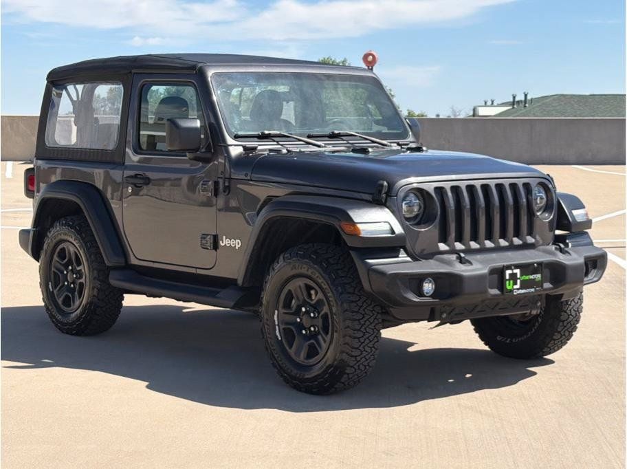 Used 2021 Jeep Wrangler Sport AWD/4WD image 3