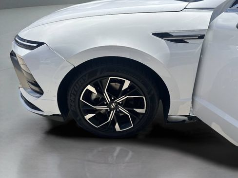 Used 2025 Hyundai Sonata SEL FWD image 26