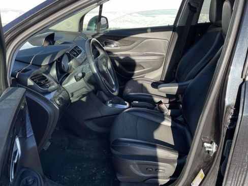 Used 2016 Buick Encore Convenience AWD/4WD image 2