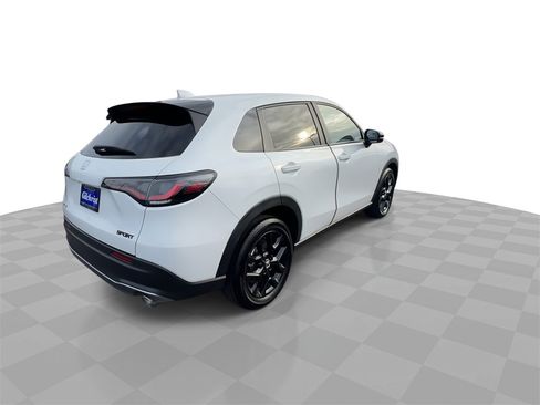 Used 2024 Honda HR-V Sport image 8