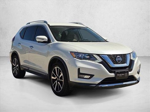 Used 2020 Nissan Rogue SL FWD image 3