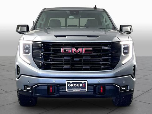 Used 2024 GMC Sierra 1500 Elevation w/ Elevation Premium Package RWD image 4
