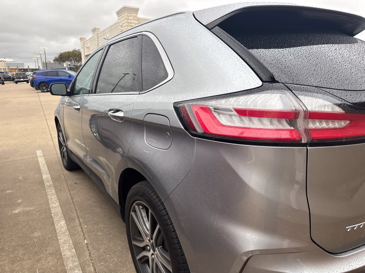 Used 2023 Ford Edge Titanium AWD/4WD image 6