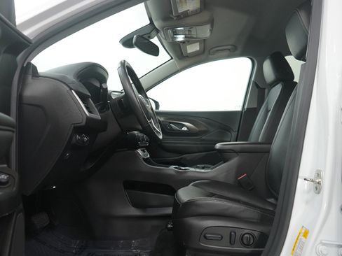 Used 2024 GMC Terrain SLT AWD/4WD image 23