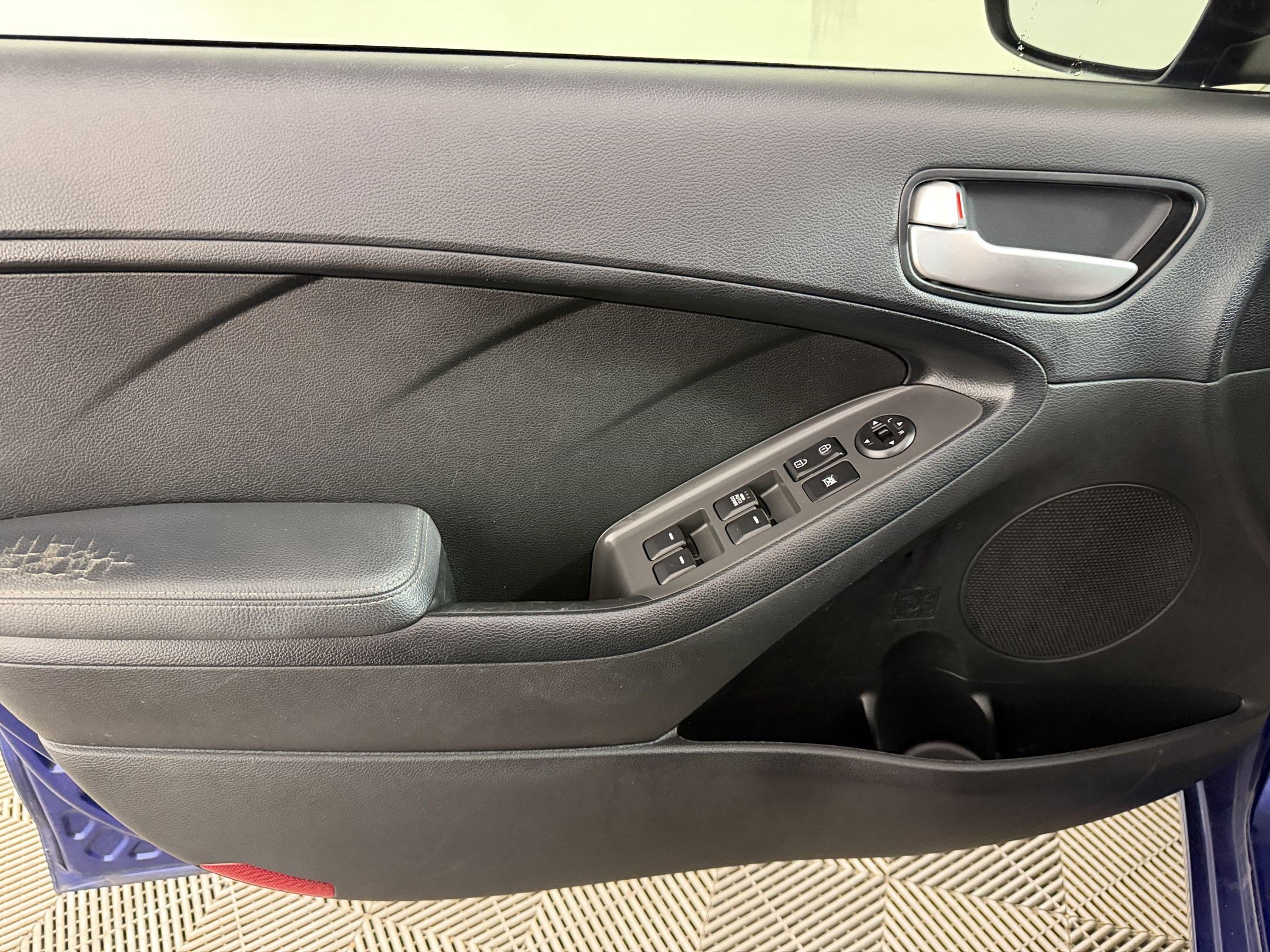 Used 2017 Kia Forte LX w/ LX Popular Package FWD image 14