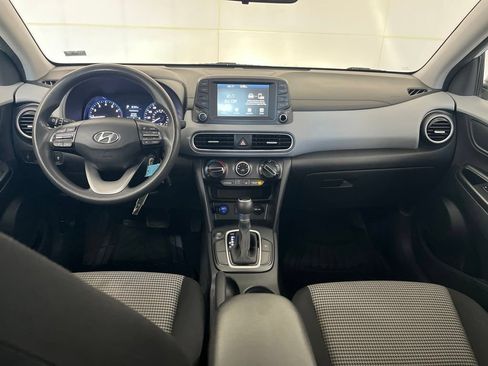 Used 2021 Hyundai Kona SE FWD image 31