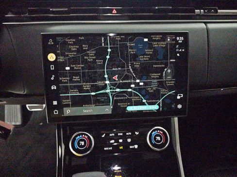 Used 2023 Land Rover Range Rover Sport SE Dynamic image 5