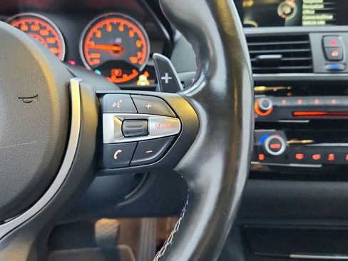 Used 2016 BMW M2 image 29