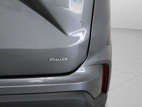 Used 2024 Ford Edge SE image 30