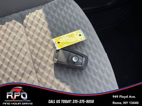 Used 2020 Ford Escape SE AWD/4WD image 25