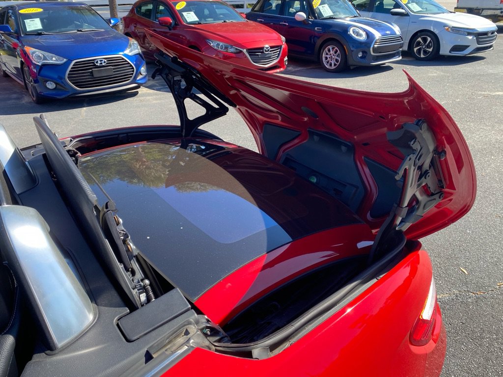 Used 2014 Mercedes-Benz SLK 250 image 35