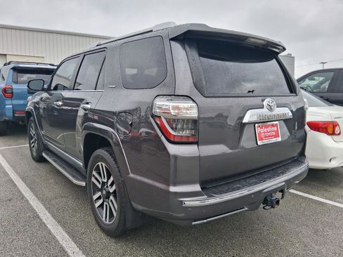 Used 2022 Toyota 4Runner Limited RWD image 3