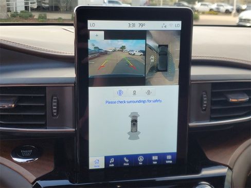 Used 2022 Ford Explorer King Ranch w/ Technology Package image 28