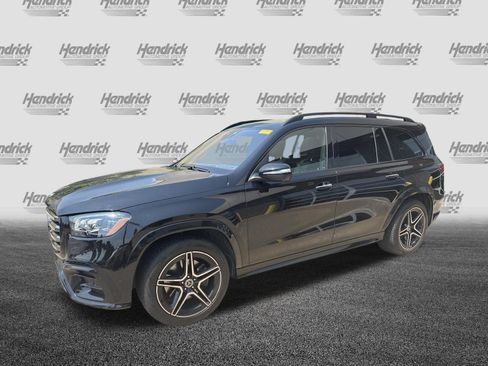 Used 2024 Mercedes-Benz GLS 450 4MATIC image 5