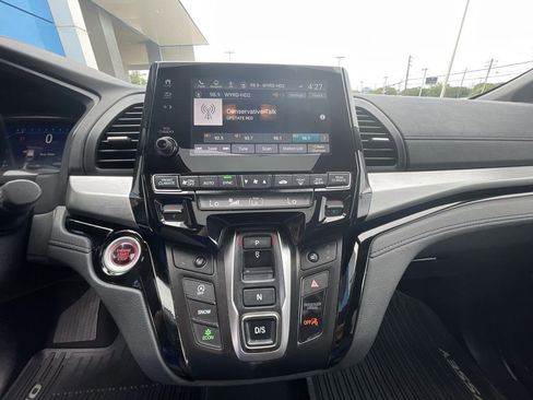 Used 2023 Honda Odyssey Touring image 35