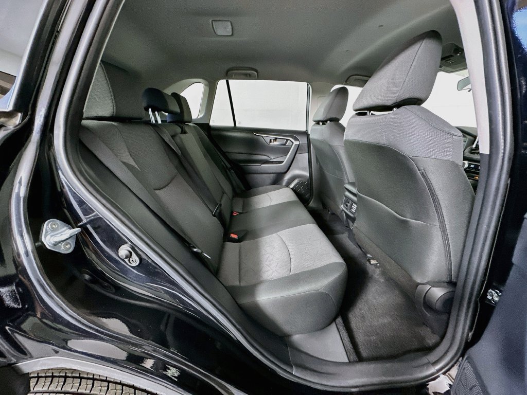 Certified 2025 Toyota RAV4 XLE FWD image 26
