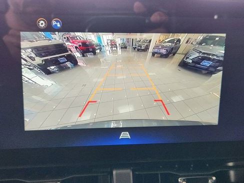 Used 2025 Chevrolet Equinox RS AWD/4WD image 21