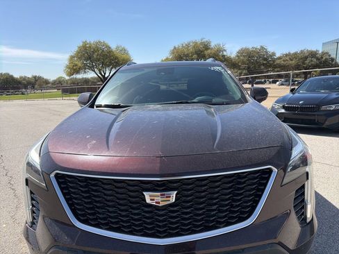 Used 2020 Cadillac XT4 Sport image 2
