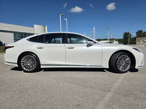 Certified 2024 Lexus LS 500 RWD image 11
