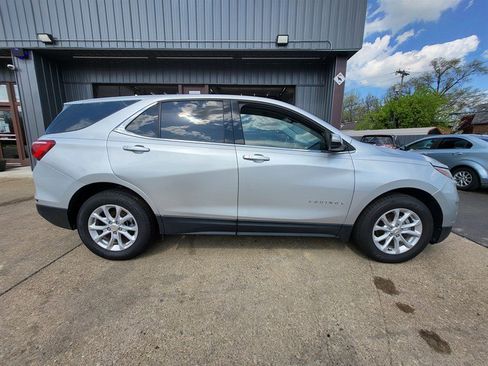 Used 2019 Chevrolet Equinox LT FWD image 8