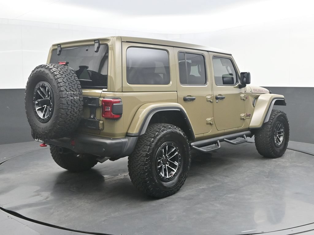 Used 2025 Jeep Wrangler Unlimited Rubicon AWD/4WD image 7