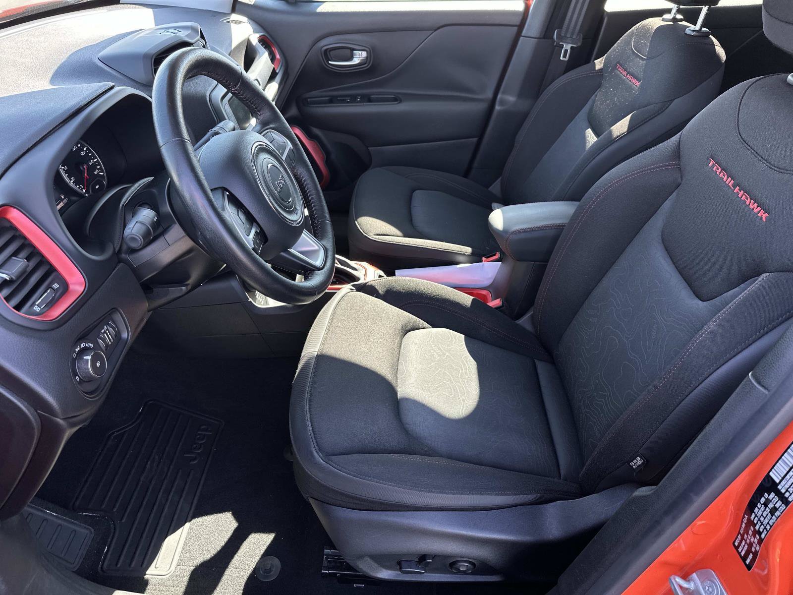 Used 2016 Jeep Renegade Trailhawk w/ Popular Equipment Group AWD/4WD image 18