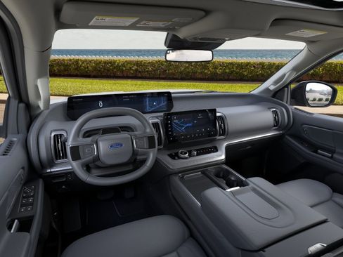 New 2026 Ford Expedition Max Active RWD image 25
